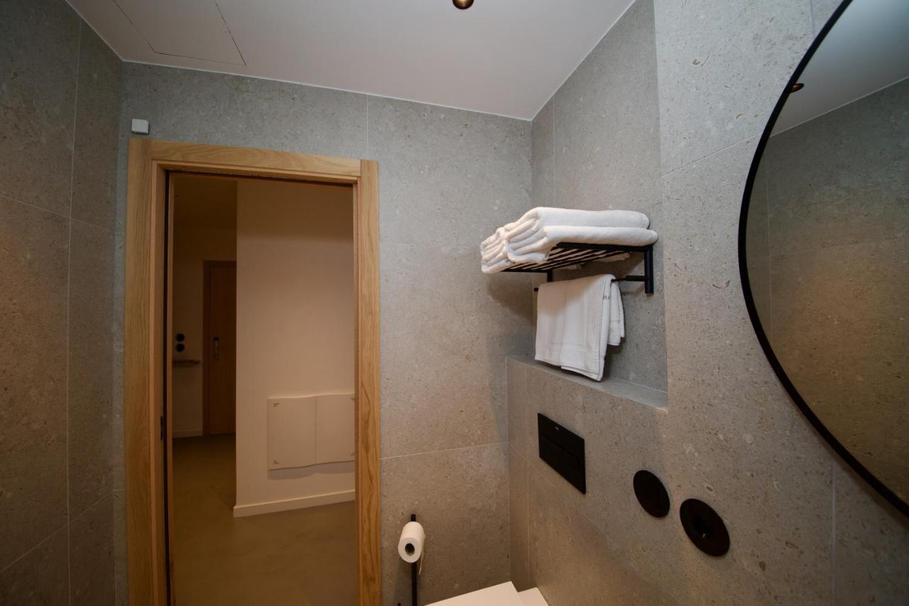 Suite 101 - 2 Bedroom Suite At Amando Perez Suites Рибадео Екстериор снимка