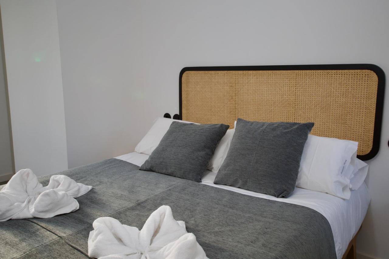 Suite 101 - 2 Bedroom Suite At Amando Perez Suites Рибадео Екстериор снимка