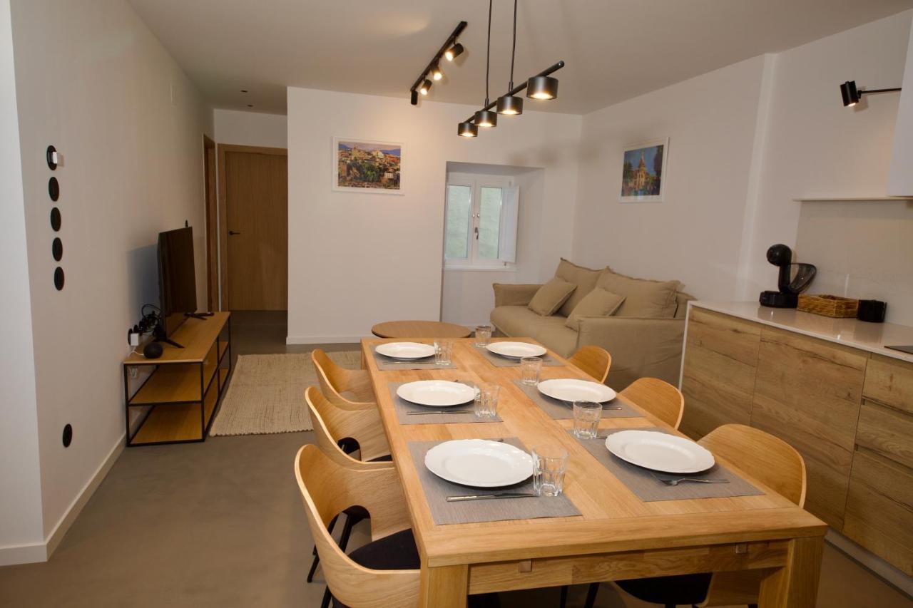 Suite 101 - 2 Bedroom Suite At Amando Perez Suites Рибадео Екстериор снимка